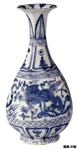 元青花双狮戏球图八棱玉壶春瓶，现藏于河北省文物保护中心