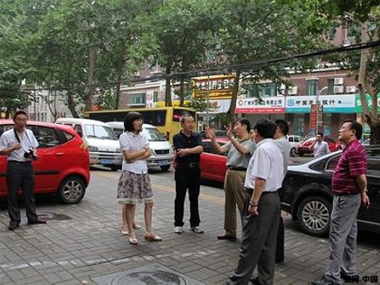 市领导到绿宝石艺术陶瓷馆调研博物馆建设