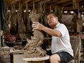 [图文]世代传承的传统技艺：古老的傣族慢轮制陶