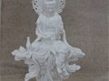 德化陶艺名家张远景作品《祥云观音》入藏绿宝石艺术陶瓷馆